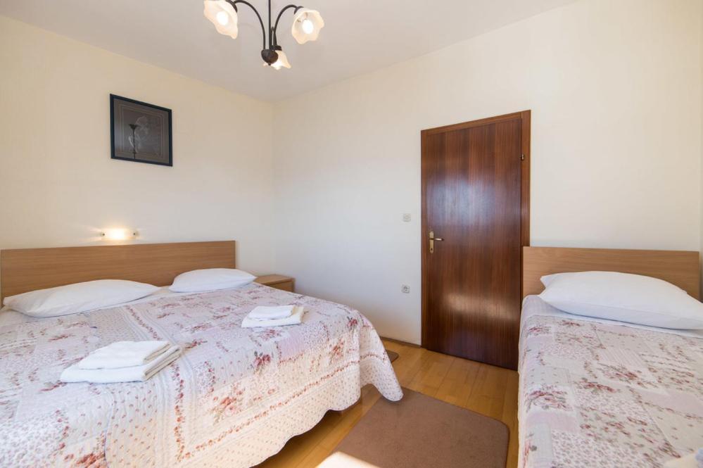 Apartments Dominko บริสท์ ภายนอก รูปภาพ